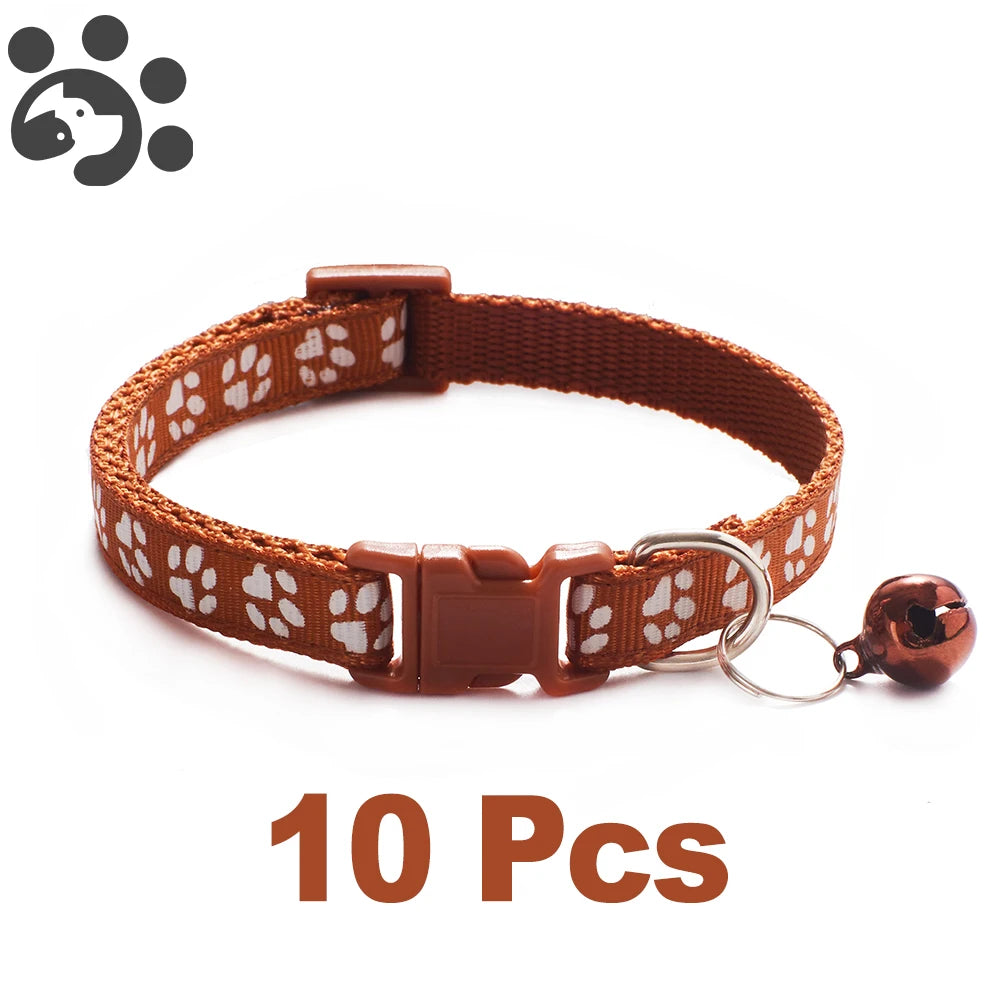 10 piezas al por mayor con collares de campana delicados de seguridad informal collar de nailon para perro correa de cuello de moda ajustable con campana collar para perro gato mascota