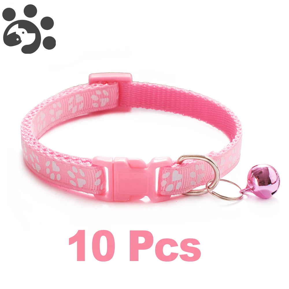 10 piezas al por mayor con collares de campana delicados de seguridad informal collar de nailon para perro correa de cuello de moda ajustable con campana collar para perro gato mascota