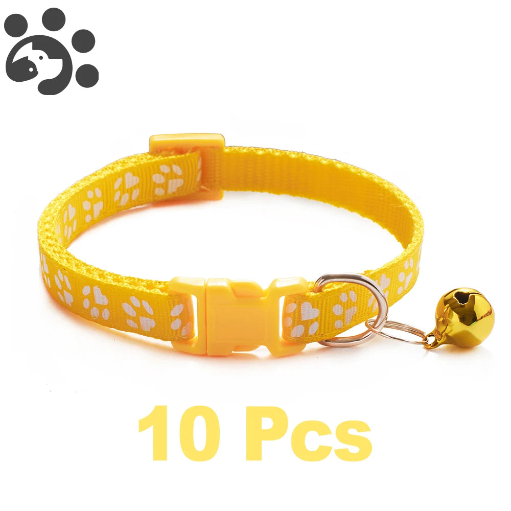 10 piezas al por mayor con collares de campana delicados de seguridad informal collar de nailon para perro correa de cuello de moda ajustable con campana collar para perro gato mascota