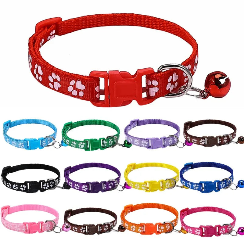 Collar para mascotas con cascabel, diseño de huella de dibujos animados, accesorios coloridos para perros, cachorros y gatos, collar ajustable con cascabel de seguridad para mascotas